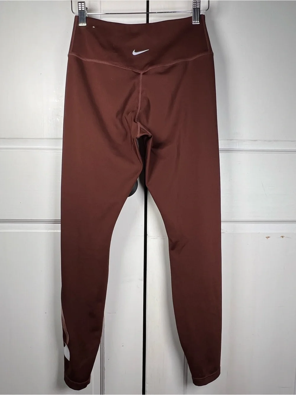 NIKE WOMENS 7/8 DRI FIT SWOOSH LOWER LEG LEGGINGS BROWN SIZE SMALL